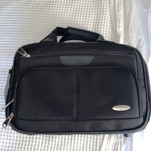 Samsonite Travel Bag, Brand New!